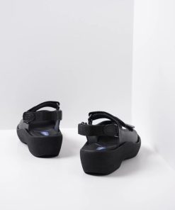 Vogueunion.shop0fa4f3c74d 3